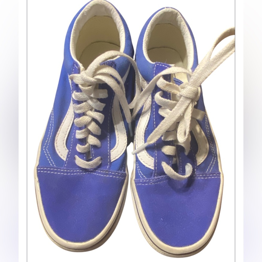 Vans Old Skool Skater shoes.  Women’s‎ size 5. Men’s size 3.5.